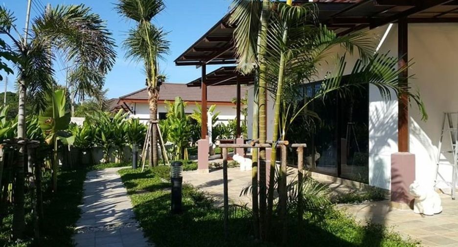 Reihenhaus zur Miete und zum Kauf mit 2 Zimmer in Mueang Rayong, Rayong