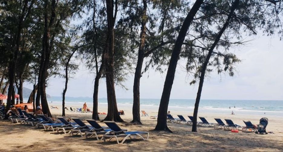 Reihenhaus zur Miete und zum Kauf mit 2 Zimmer in Mueang Rayong, Rayong