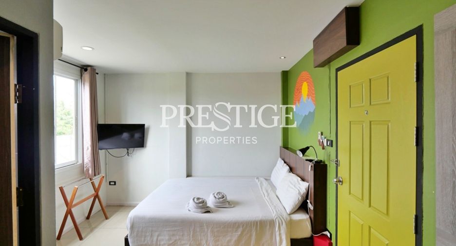 For sale 8 bedrooms retail Space in Bang Lamung, Chonburi