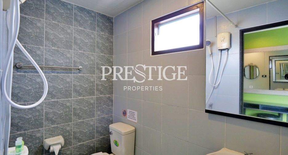 For sale 8 bedrooms retail Space in Bang Lamung, Chonburi