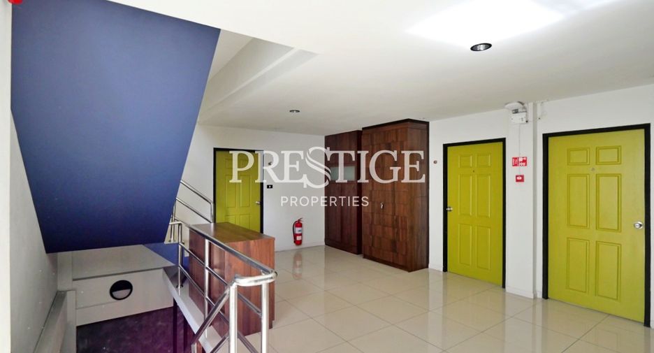 For sale 8 bedrooms retail Space in Bang Lamung, Chonburi