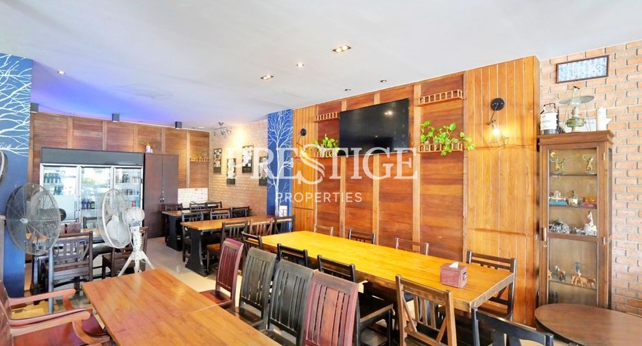 For sale 8 bedrooms retail Space in Bang Lamung, Chonburi