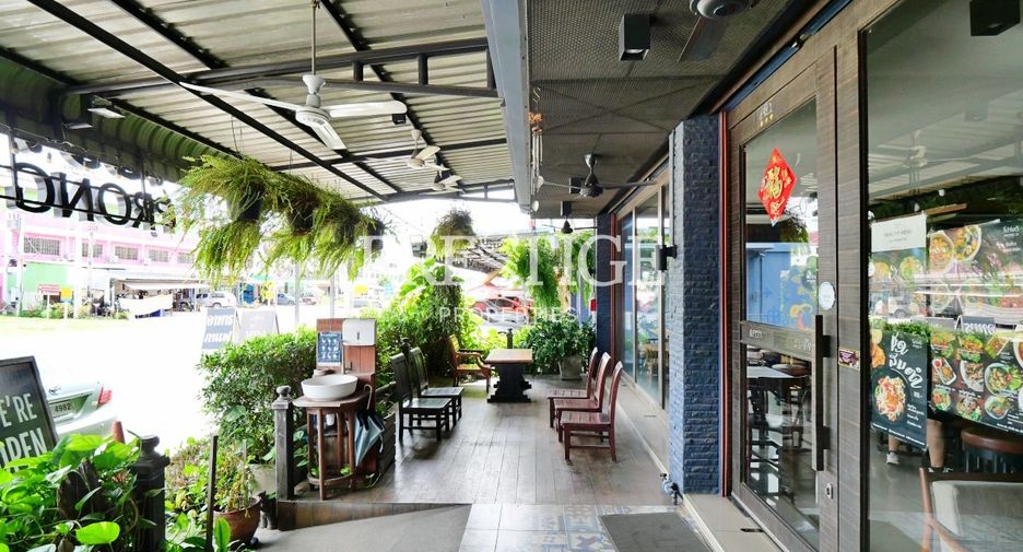 For sale 8 Beds retail Space in East Pattaya, Pattaya