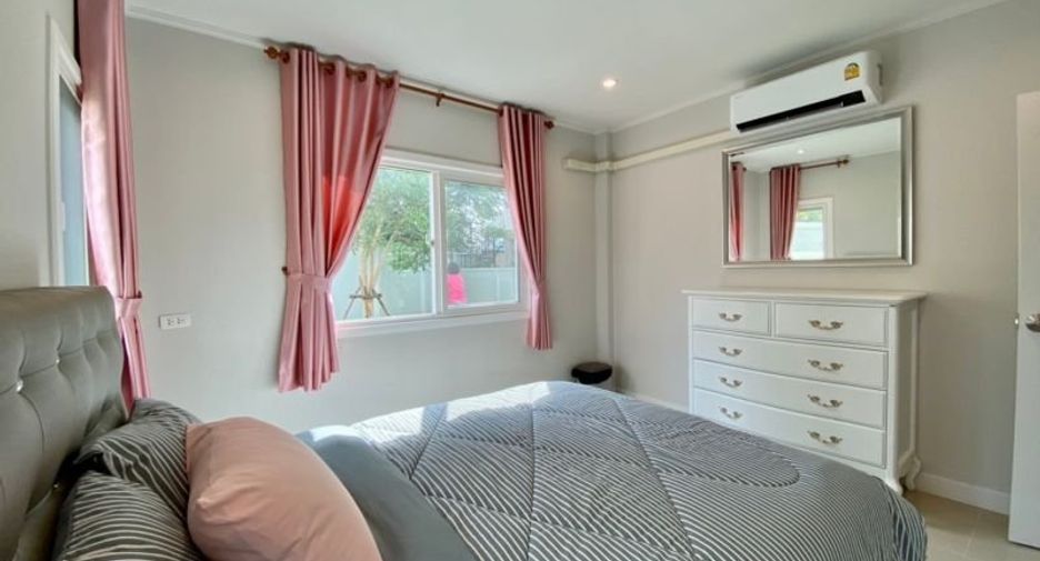 For rent and for sale 4 bedrooms house in Mueang Chiang Mai, Chiang Mai