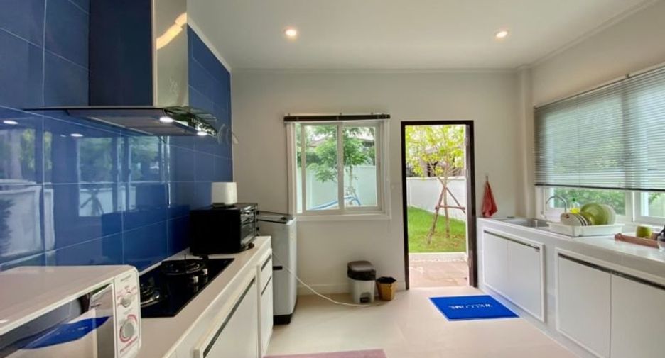 For rent and for sale 4 bedrooms house in Mueang Chiang Mai, Chiang Mai