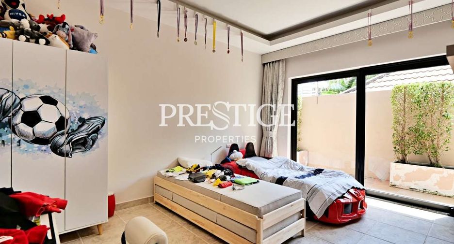 For sale 4 bedrooms house in Bang Lamung, Chonburi