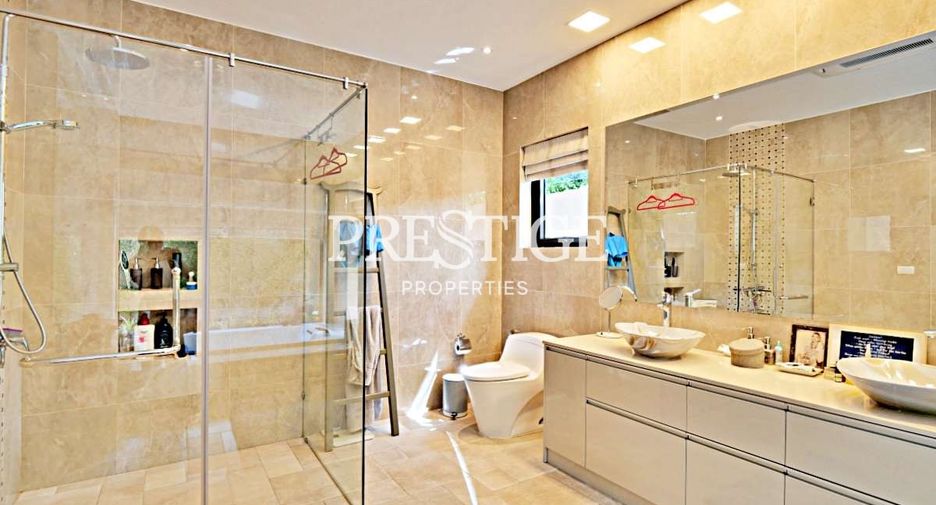 For sale 4 bedrooms house in Bang Lamung, Chonburi