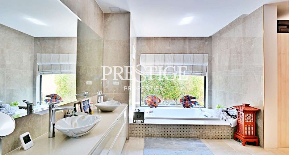 For sale 4 bedrooms house in Bang Lamung, Chonburi