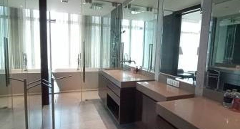 À vendre 3 chambres condo à Pathum Wan, Bangkok