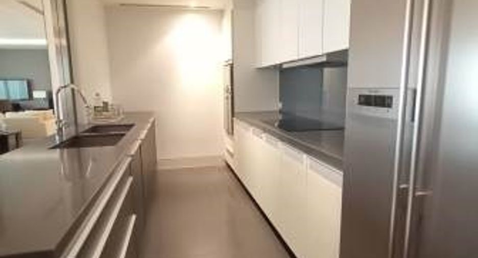 À vendre 3 chambres condo à Pathum Wan, Bangkok