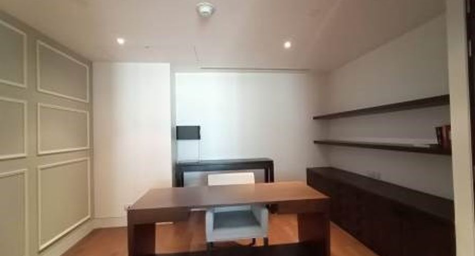 À vendre 3 chambres condo à Pathum Wan, Bangkok