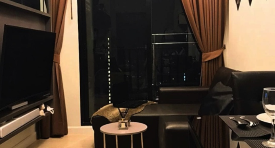 For sale 1 bed condo in Watthana, Bangkok