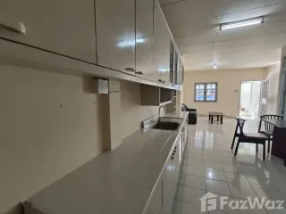 For sale 2 bed townhouse in Lat Phrao, Bangkok