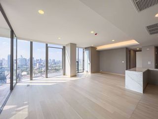 For sale スタジオ condo in Khlong Toei, Bangkok