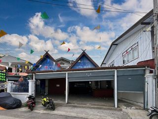 For sale 7 bed townhouse in Hua Hin, Prachuap Khiri Khan