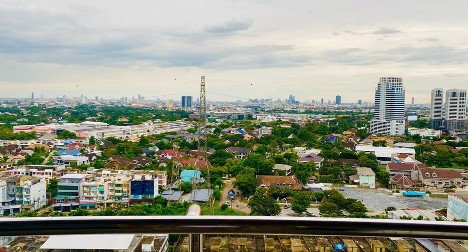 For rent 2 bedrooms condo in Suan Luang, Bangkok