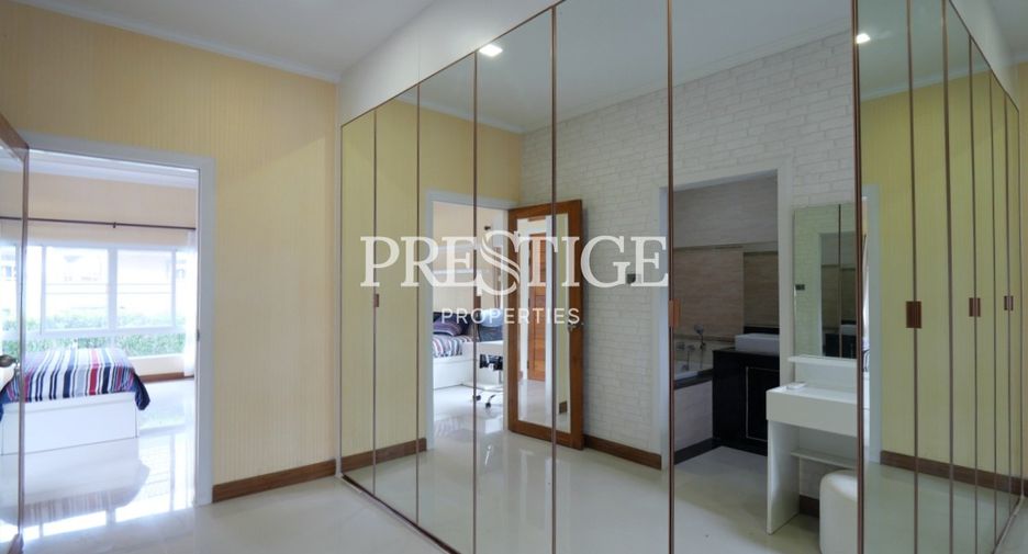 For sale 3 bedrooms house in Bang Lamung, Chonburi