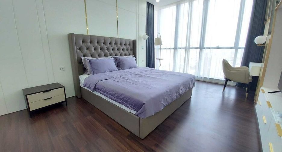 For rent 4 bed condo in Bang Na, Bangkok
