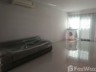 For rent 3 bed townhouse in Mueang Rayong, Rayong