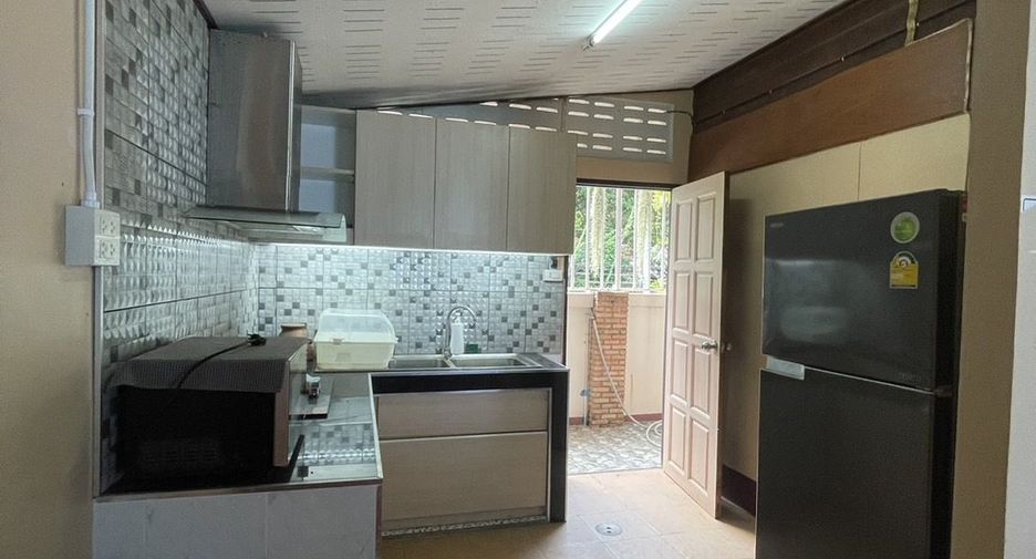 For rent 2 bed house in Sichon, Nakhon Si Thammarat