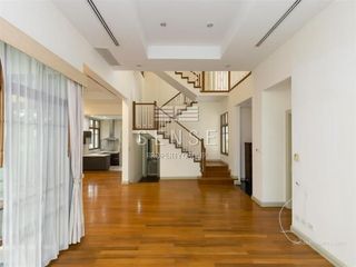 For rent 4 bedrooms condo in Pathum Wan, Bangkok