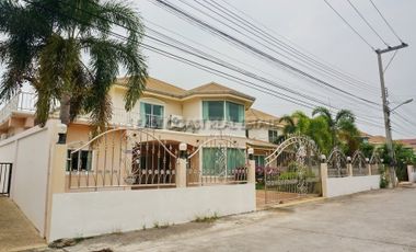 For rent 10 bed house in East Pattaya, Pattaya