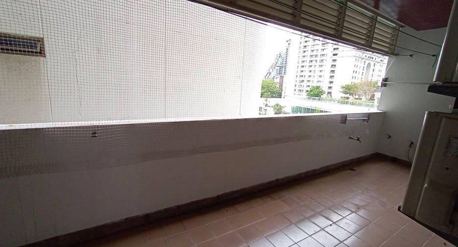 Wohnung zur Miete mit 4 Zimmer in Watthana, Bangkok