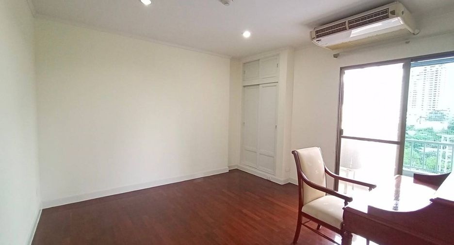 Wohnung zur Miete mit 4 Zimmer in Watthana, Bangkok