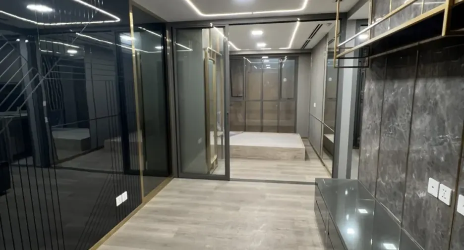 For rent retail Space in Phra Khanong, Bangkok