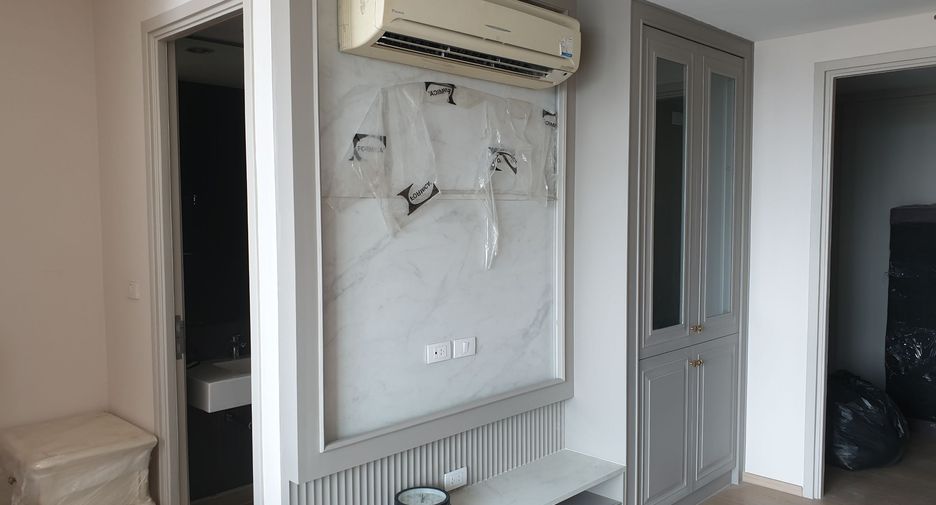 For sale 2 bed condo in Phaya Thai, Bangkok