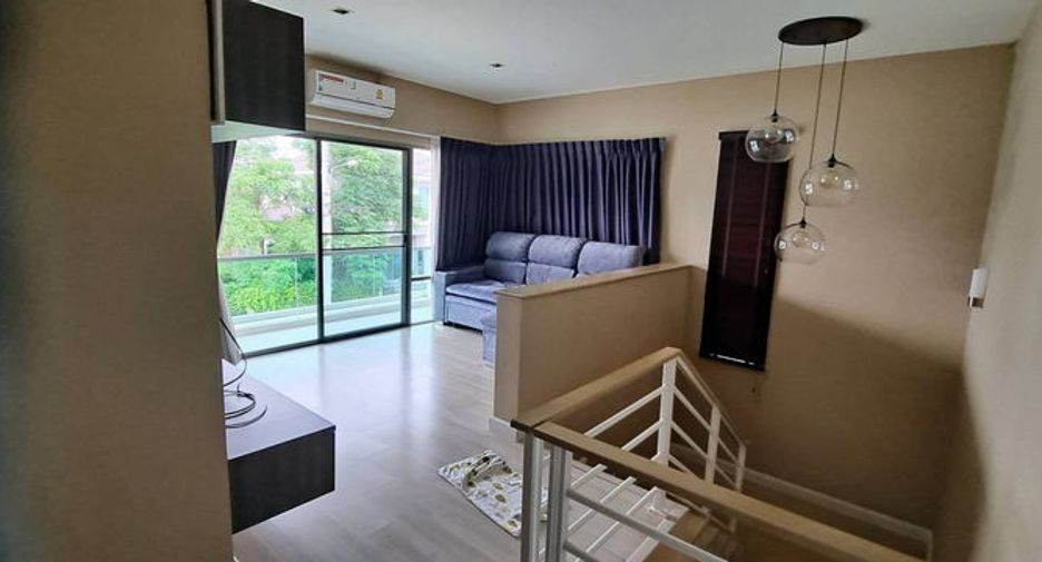 For rent 3 bed house in Lat Krabang, Bangkok