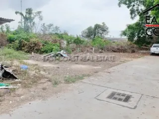 出售 土地 在 Bang Lamung, Chon Buri