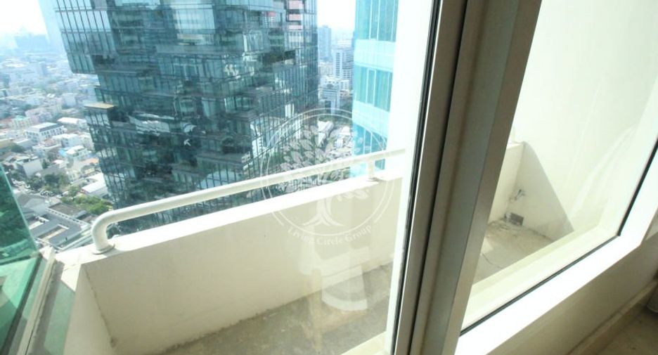 À louer et à vendre 3 chambres condo à Sathon, Bangkok
