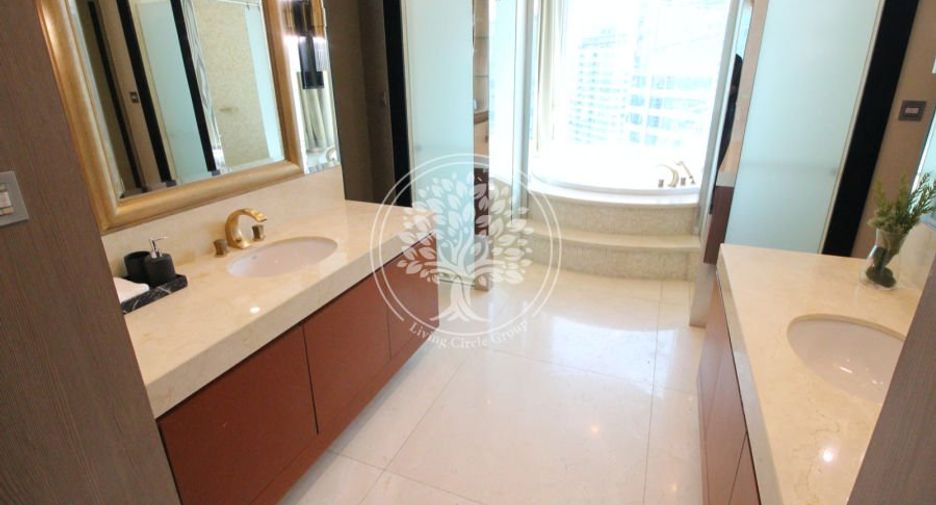 À louer et à vendre 3 chambres condo à Sathon, Bangkok