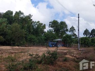 For sale land in Singhanakhon, Songkhla