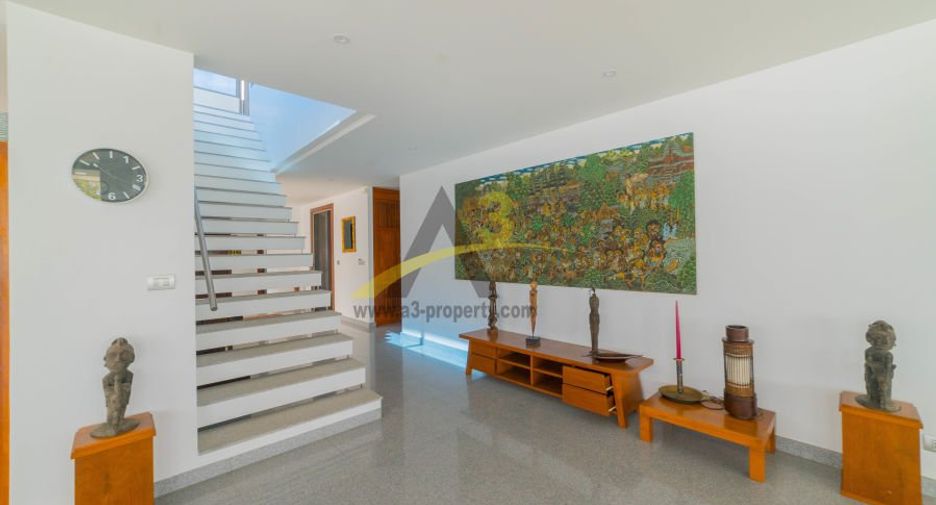 Villa en alquiler y en venta de 7 habitaciones en Thalang, Phuket
