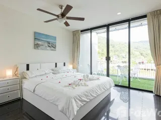 For sale 3 bed townhouse in Kathu, Phuket