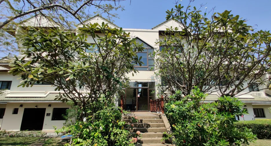 For rent 2 bed condo in Cha Am, Phetchaburi