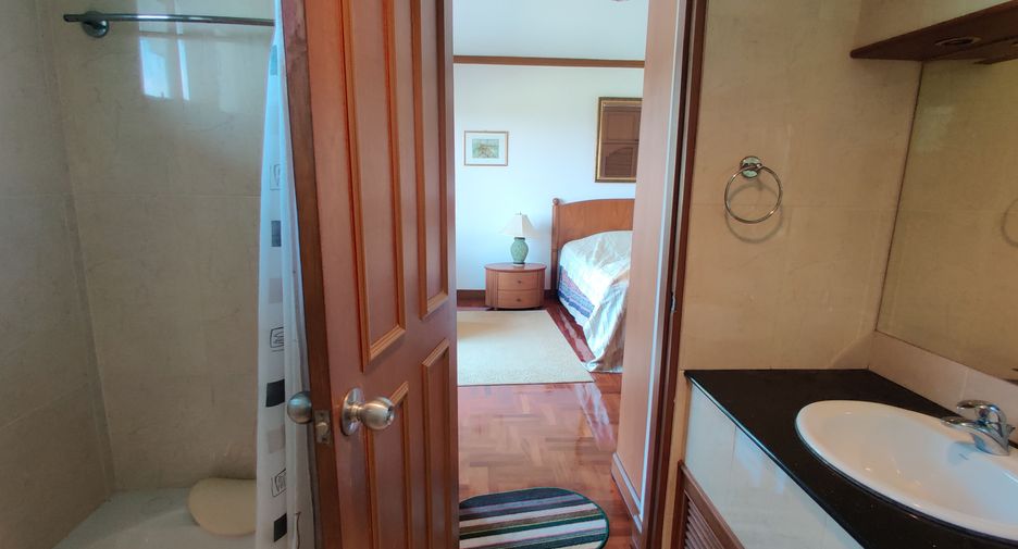 For rent 2 bed condo in Cha Am, Phetchaburi