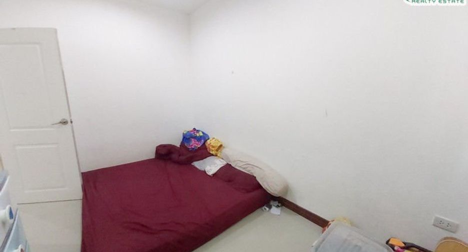 Casa adosada en venta de 3 habitaciones en Mueang Chon Buri, Chonburi