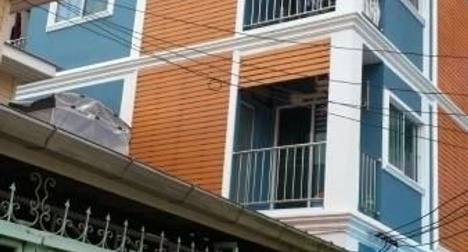 For sale 12 bed apartment in Thon Buri, Bangkok