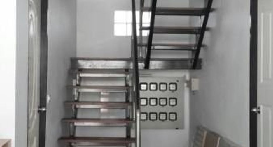 Apartment zum Kauf mit 12 Zimmer in Thon Buri, Bangkok