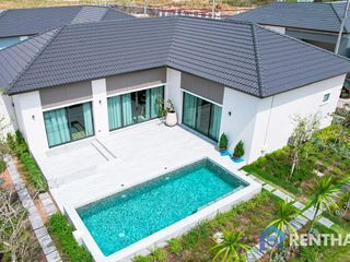For sale 3 bedrooms villa in Bang Lamung, Chonburi