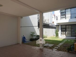 For rent 4 Beds house in Watthana, Bangkok