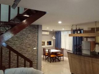 For rent 2 bedrooms house in Huai Khwang, Bangkok