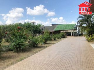 For sale 4 bed house in Mueang Phatthalung, Phatthalung