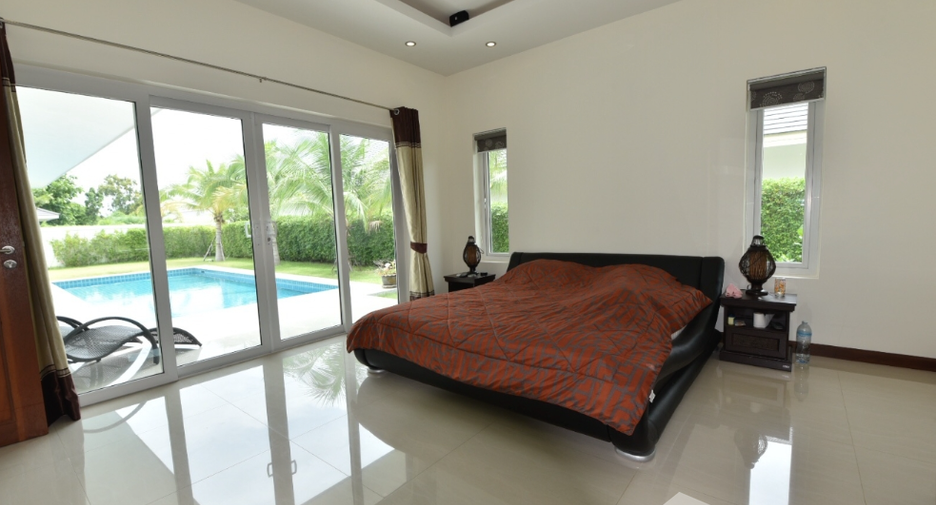 For rent 3 Beds villa in Cha Am, Phetchaburi