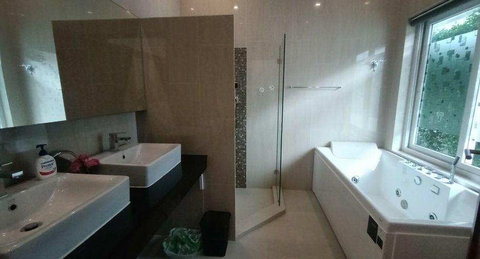 For rent 3 Beds villa in Cha Am, Phetchaburi