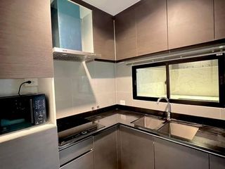 For rent 3 bed townhouse in Saphan Sung, Bangkok