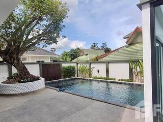 For sale 5 bed villa in Mueang Chiang Mai, Chiang Mai